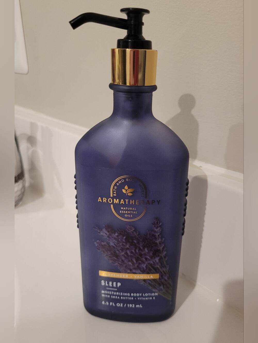 Bath & Body Works Aromatherapy Sleep Lavender & Vanilla Lotion, NEW